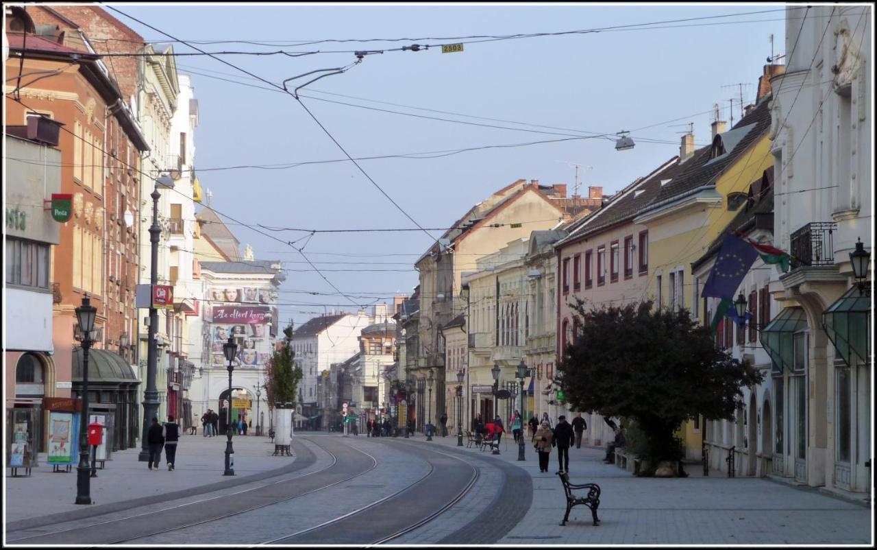 Belvárosi Apartman 3 Miskolc Kültér fotó