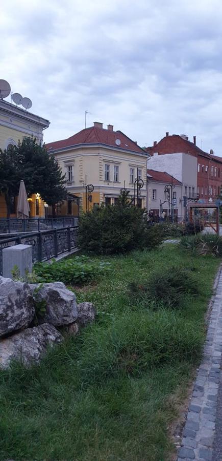 Belvárosi Apartman 3 Miskolc Kültér fotó